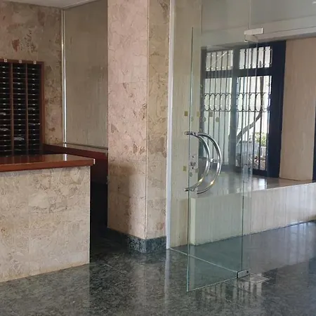 Edificio Palmeras *